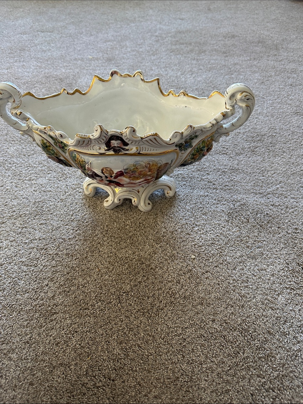 Italian capodimonte porcelain centerpiece bowl Bernini